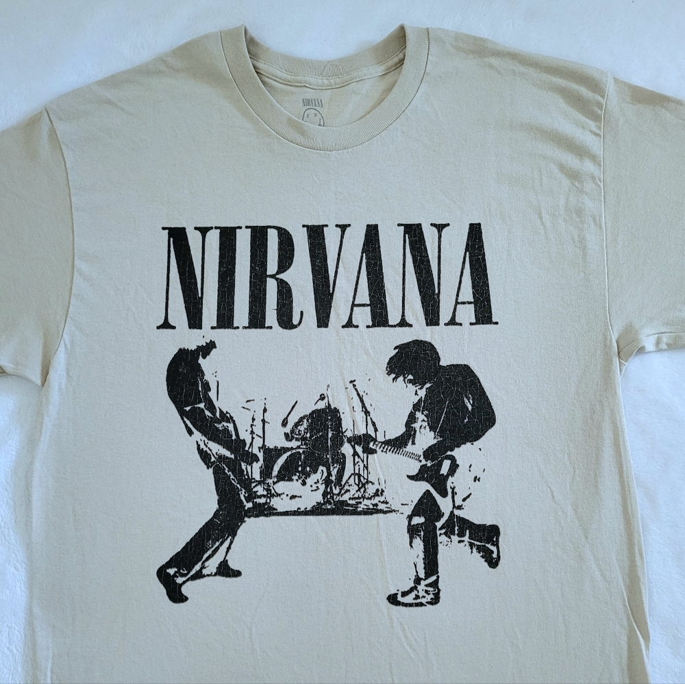 NIRVANA☸️ Two✌️ Tone Art🖼 Style Graphic Tee👕 - Picture 8 of 11